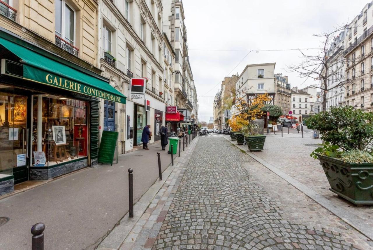 Abbesses - Superbe Appartement Avec Cheminees Paris Luaran gambar